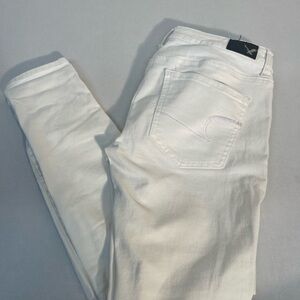 American Eagle Outfitters White Super Stretch Skinny Jeans Size 6 Short